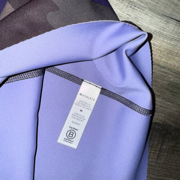 Athleta cropped hoodie purple camo - Picture 4 of 6